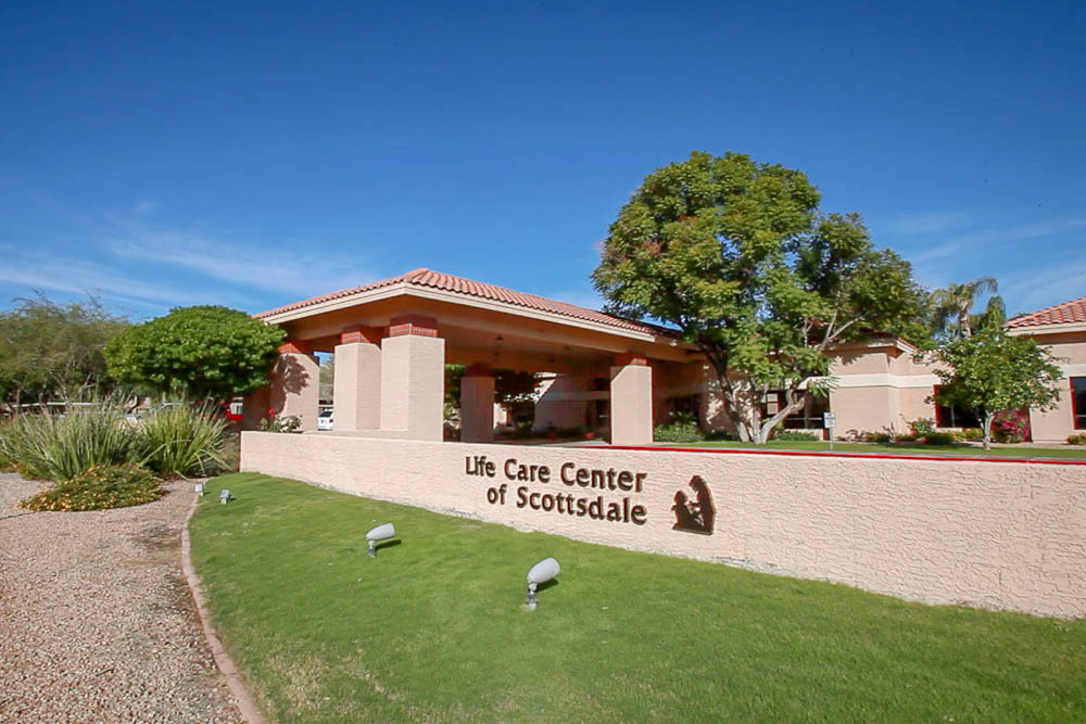 vi-at-silverstone-care-center-az-senior-care-finder