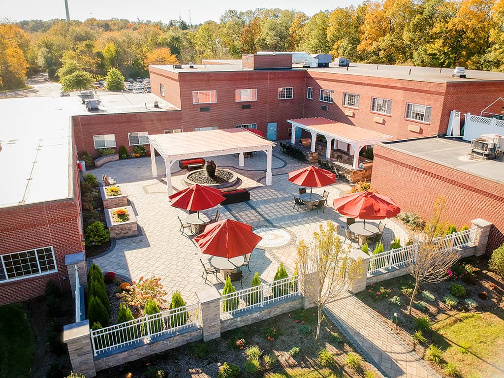 Lydia Taft House 60 Quaker Highway Senior Care Finder