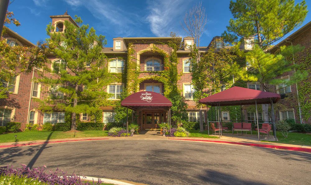 the-mansion-at-waterford-assisted-living-image-1
