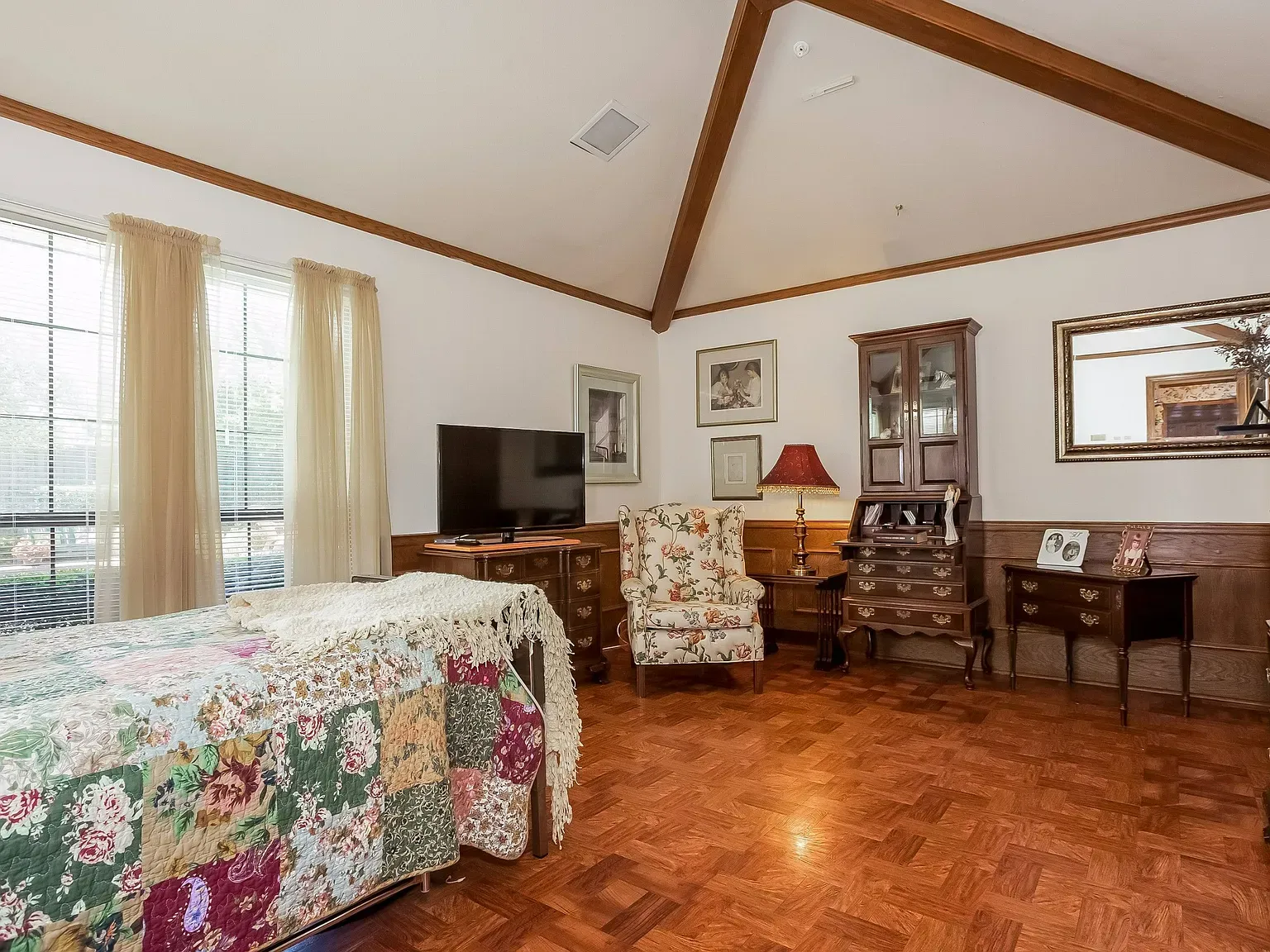 Image of Magnolia Assisted Living - Lattimore Drive (5)