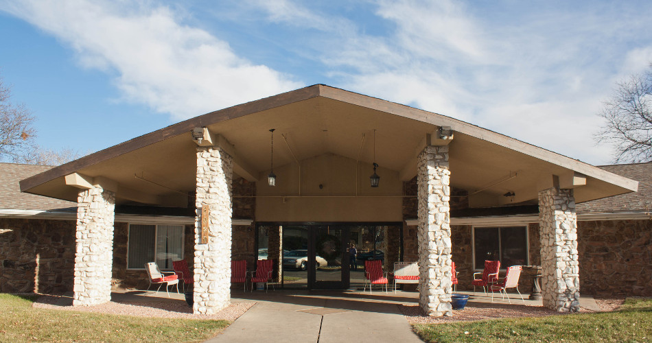 Creekside Village Health And Rehabilitation Center CO Senior Care