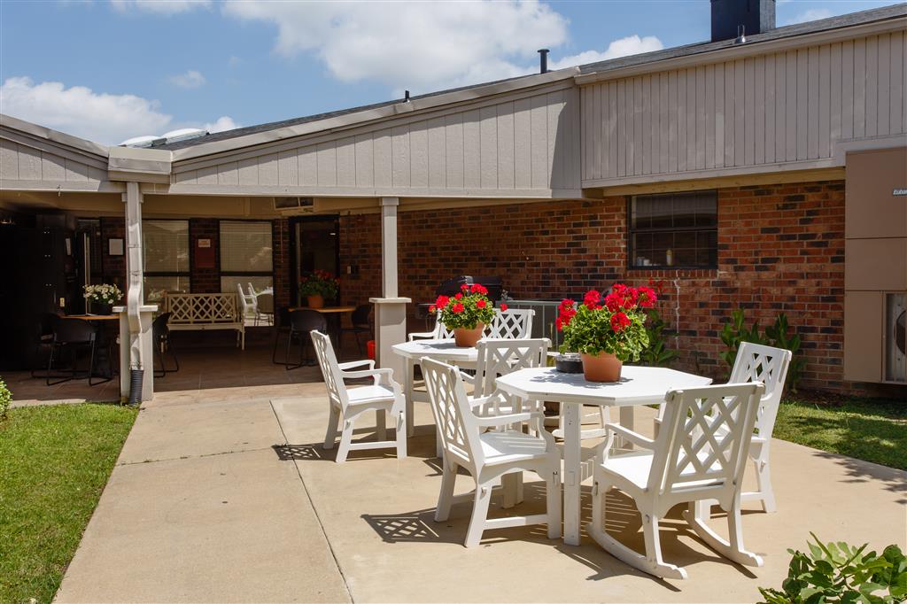 Sunflower Park Health Care Kaufman, TX Senior Care Finder