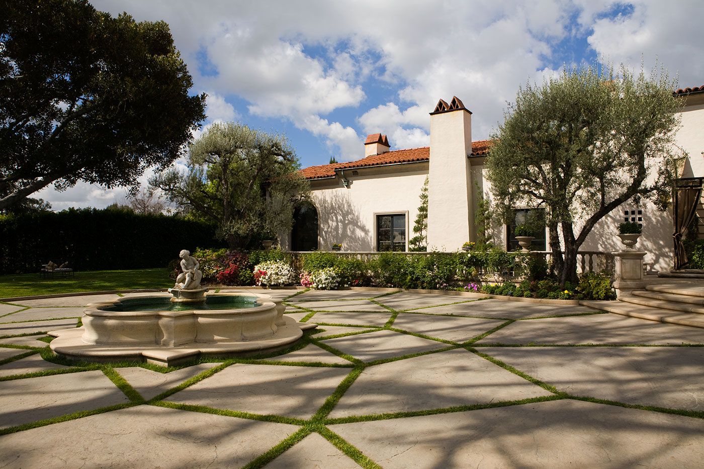 villa-gardens-health-center-image-1