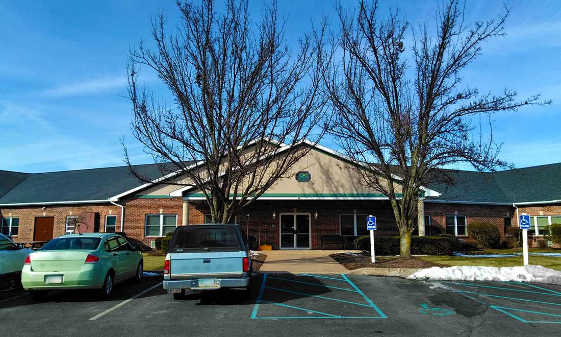 Bootstrap via serper_images (https://seniorcarefinder.com/providers/27916/pa/bloomsburg/sunset-ridge-rehabilitation-and-nursing-center)